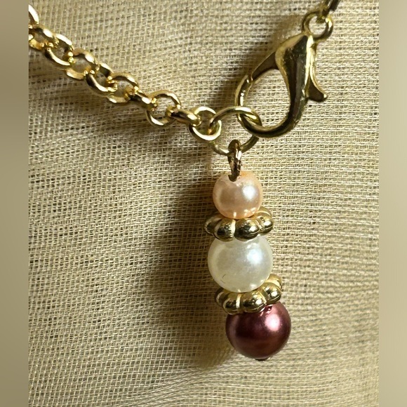 Blushing Rose 3 row Necklace & Earrings - Picture 8 of 11